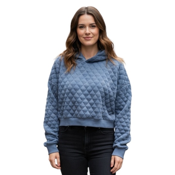 #903 Cropped Quilted Blue Hoodie - Picture 1 of 1